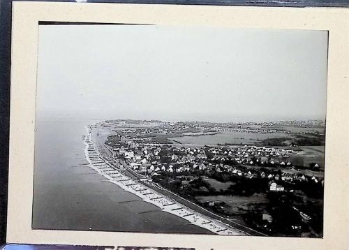 Duhnen Foto montiert auf Karton Fliegeraufnahme von Strand und Ort Fotograf Otto Schulze