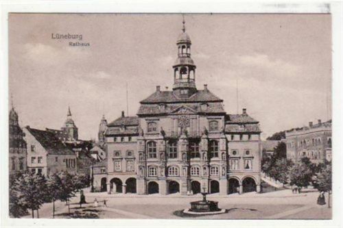 Lüneburg Lüneburg mit Partie am Rathaus ungelaufen Gute Erhaltung.