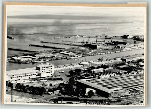 Cuxhaven Foto montiert auf Karton Neuer Fischereihafen