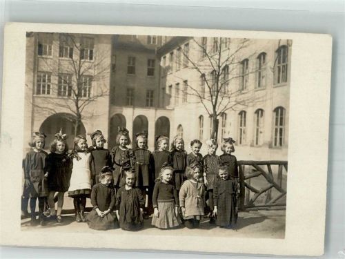 1921 Mädchenklasse Erstes Schuljahr
