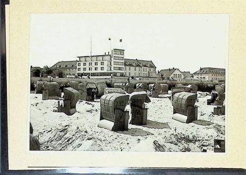 Duhnen Foto montiert auf Karton Strand mit Strand-Hotel Fotograf Otto Schulze