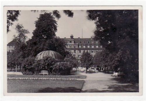 Rinteln Rinteln a. d. Weser. Parkanlage gelaufen, 1961. Leichter Stempeldurchdruck, leicht fleckig, leicht bügig, sonst gut erhalten