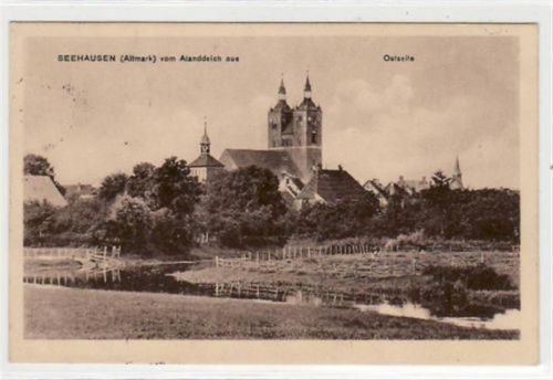 Seehausen vom Alanddeich aus / Ostseite gelaufen 1913. Marke fehlt. Leichte Stempelspuren, sonst gut erhalten.