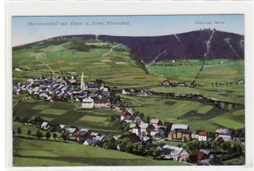 Oberwiesenthal Oberwiesenthal mit Gesamtansicht und Fichtelberg. ungelaufen handschriftliches Datum von 1931. Gute Erhaltung.