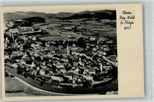 Cham Fliegeraufnahme des Ortes mit Stadtpfarrkirche St. Jakob