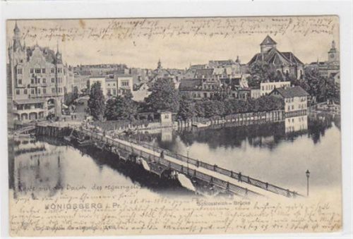 Schlossteich-Brücke in Königsberg / Kaliningrad gelaufen 1902. Vorder- und Rückseite leicht fleckig, sonst gut erhalten.