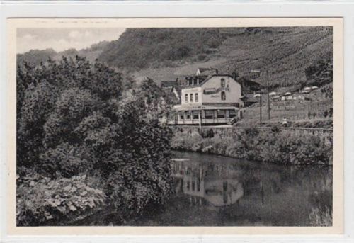 Reimerzhoven bei Altenahr. Hotel-Pension " Zum Doktor ". ungelaufen Nachkriegskarte. Gute Erhaltung.