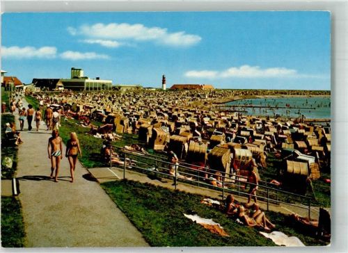 Büsum Promenade mit Strand und Leuchtturm Bademoden