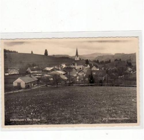 Fotokarte von Siefenhofen im Allgäu. Totalansicht Kirche gelaufen 1942. Top Erhaltung.
