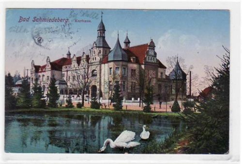 Bad Schmiedeberg Bad Schmiedeberg mit Kurhaus gelaufen und Bahnpoststempel von 1915, Zug Nr. 2227. Leichte Stempelspuren, kleiner Knick unten links, leichter Bug oben rechts, sonst gut erhalten.