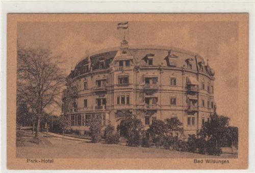 Bad Wildungen Bad Wildungen. Park - Hotel ungelaufen Fleckig, kleiner Knick unten links, sonst gut erhalten