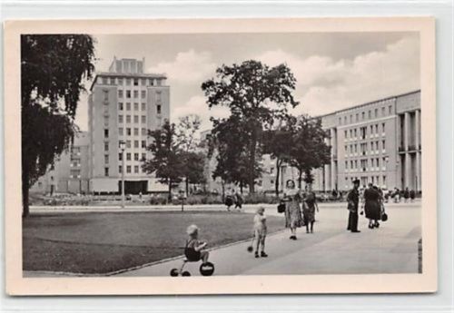 Berlin Friedrichshain. Weberwiese ungelaufen Gute Erhaltung.