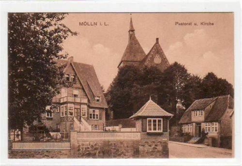 Mölln mit Pastorat und Kirche ungelaufen kleiner Knick oben links, sonst gut erhalten