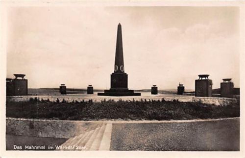 Das Mahnmal im Warndt / Saar bei Ludweiler ungelaufen Gute Erhaltung.