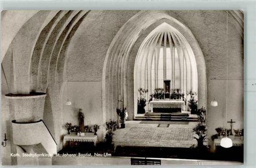 Neu-Ulm Kath. Kirche St Johann Baptist Inneres