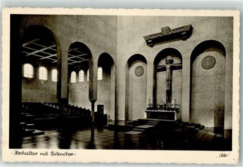 Münsterschwarzach Abteikirche Hochaltar mit Seitenchor