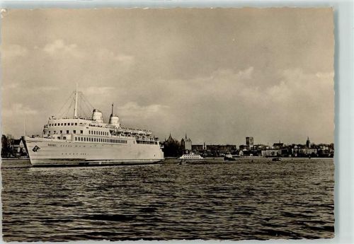 Rostock Fährschiff Sassnitz Barkasse