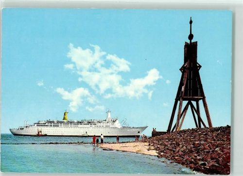 Cuxhaven an der Kugelbeke Passagierschiff Schleppschiff