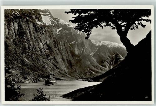 Aurland Naerofjord