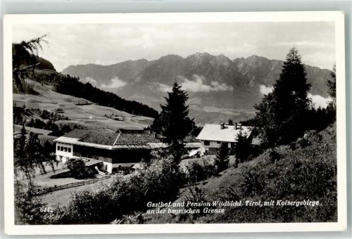 Niederndorf Gasthaus und Pension Wildbichl mit Kaisergebirge an der bayrischen Grenze