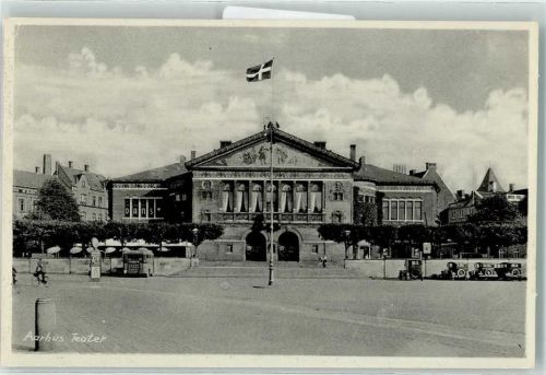 Aarhus Theater Fahne Auto Omnibus Fahrrad