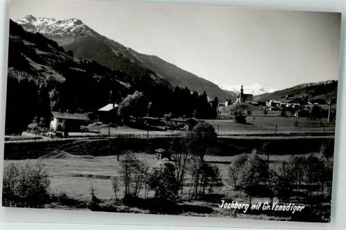 Jochberg mit Pfarrkirche St. Wolfgang und Gr. Venediger