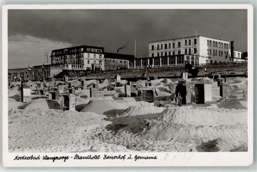 Wangerooge Strandhotels Kaiserhof und Germania Strand Strandkörbe