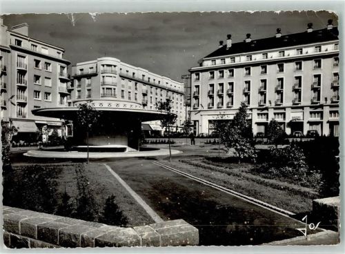 Brest le Square de la Place de lp Tour d`Auvergne et l`Hotel Continental