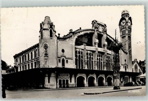 Rouen La gare rive droite The right bank station Auto Uhr Buffet
