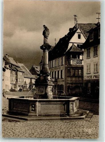 Obernai Brunnen St. Odile auf dem Marktplatz