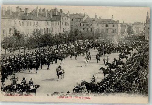 Luneville Place Leopold Parade berittener Soldaten