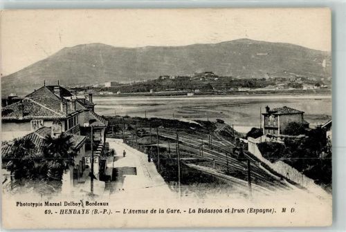 Hendaye l`Avenue de la Gare la Bidassoa et Irun
