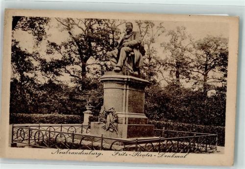 Neubrandenburg Fritz-Reuter-Denkmal Bahnpost