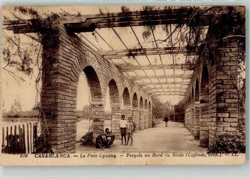 Casablanca 1938 Pergola Le Parc Lyautey