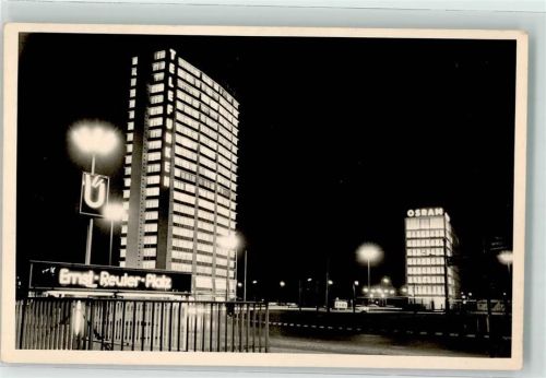 Charlottenburg Ernst Reuter Platz bei Nacht