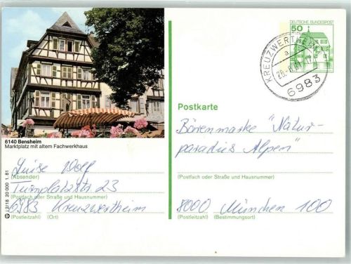 Bensheim Marktplatz mit altem Fachwerkhaus