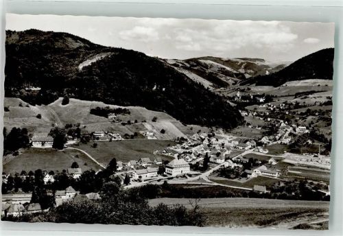 Untermünstertal mit Kloster St. Trudpert Fotograf Heinz Pfefferle