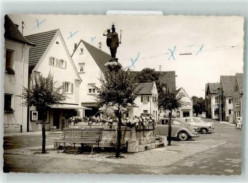 Wertingen Marienbrunnen auf dem Marktplatz Foto Original aus Archiv eines Ansichtskartenverlags Ort handschriftlich Farbmarkierungen im Bild