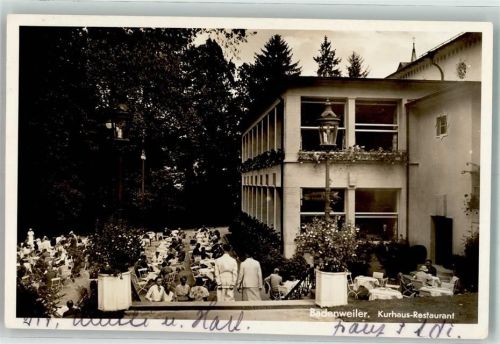 Badenweiler Kurhaus Restaurant Gasthaus Terrasse Blumen Ober Wirt Kellner Laterne