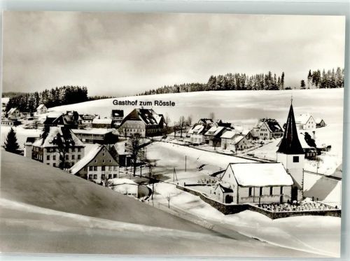 Neukirch mit Pfarrkirche und Gasthaus zum Rössle