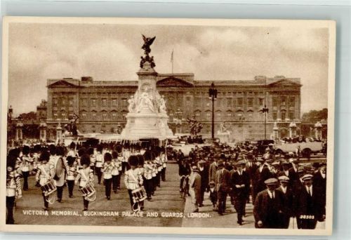 London Denkmal Victoria Memorial Buckingham Palace Guards