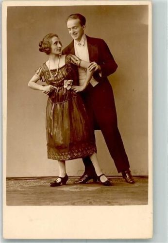 Frau