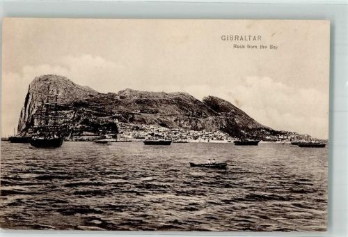 Gibraltar Rock from the Bay Segelschiif
