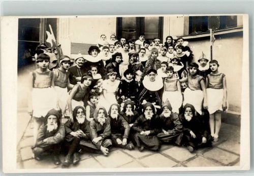 1927 Aufführung Schüle als Schauspieler in Kostüme