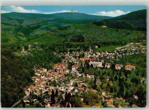 Falkenstein Fliegeraufnahme des Ortes mit Burgruine Falkenstein und Großer Feldberg Rosen-Bild-Verlag