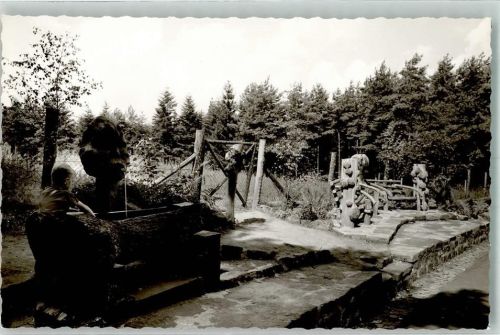 Annweiler Baumstammbrunnen Foto Original aus Archiv eines Ansichtskartenverlags Ort handschriftlich