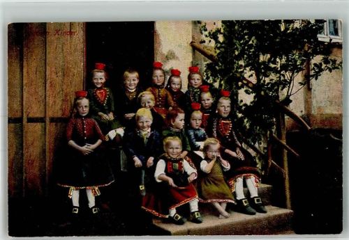 Kindergruppe in Tracht Fotograf Eberth Verlag Bruno Hansmann No. 161
