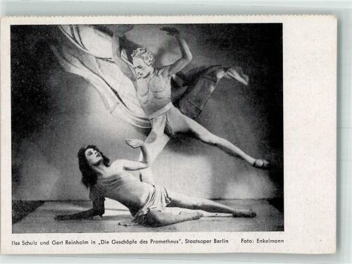 Berlin Mitte 1950 Ilse Schulz und Gert Reinholm in Die Geschöpfe des Prometheus an der Staatsoper Fotograf Enkelmann