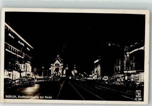 Charlottenburg Kurfürstendamm Auto Nachtaufnahme