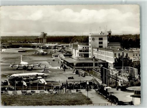 Frankfurt Flugzeuge PAN AM Autos Tower